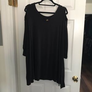 Belle by Kim Gravel top